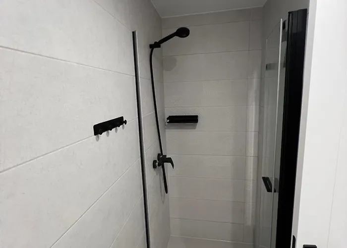 A Top-floor Modern Located 100 Meters From The Apartment Fuengirola